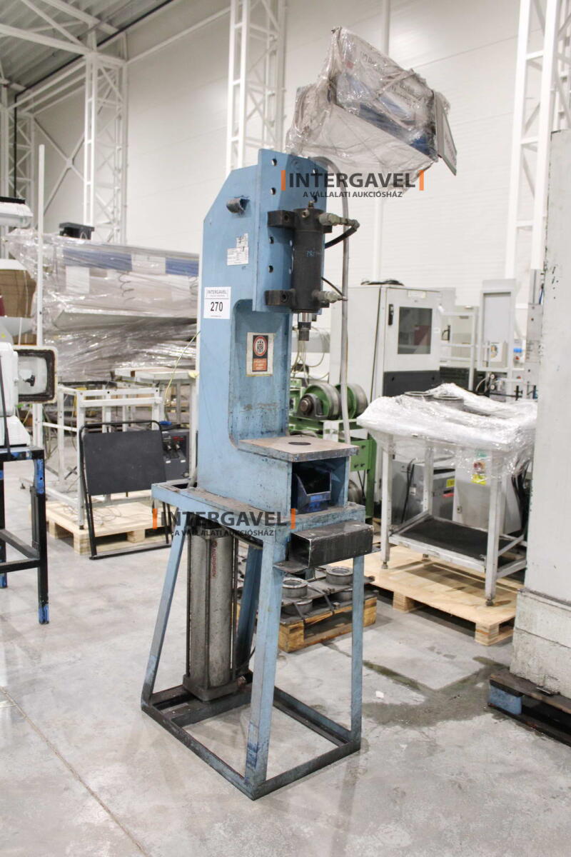 Hidropneumatikus prés 3