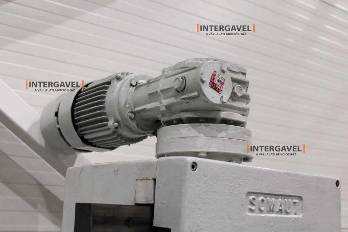 Emblémázó munkahely 7