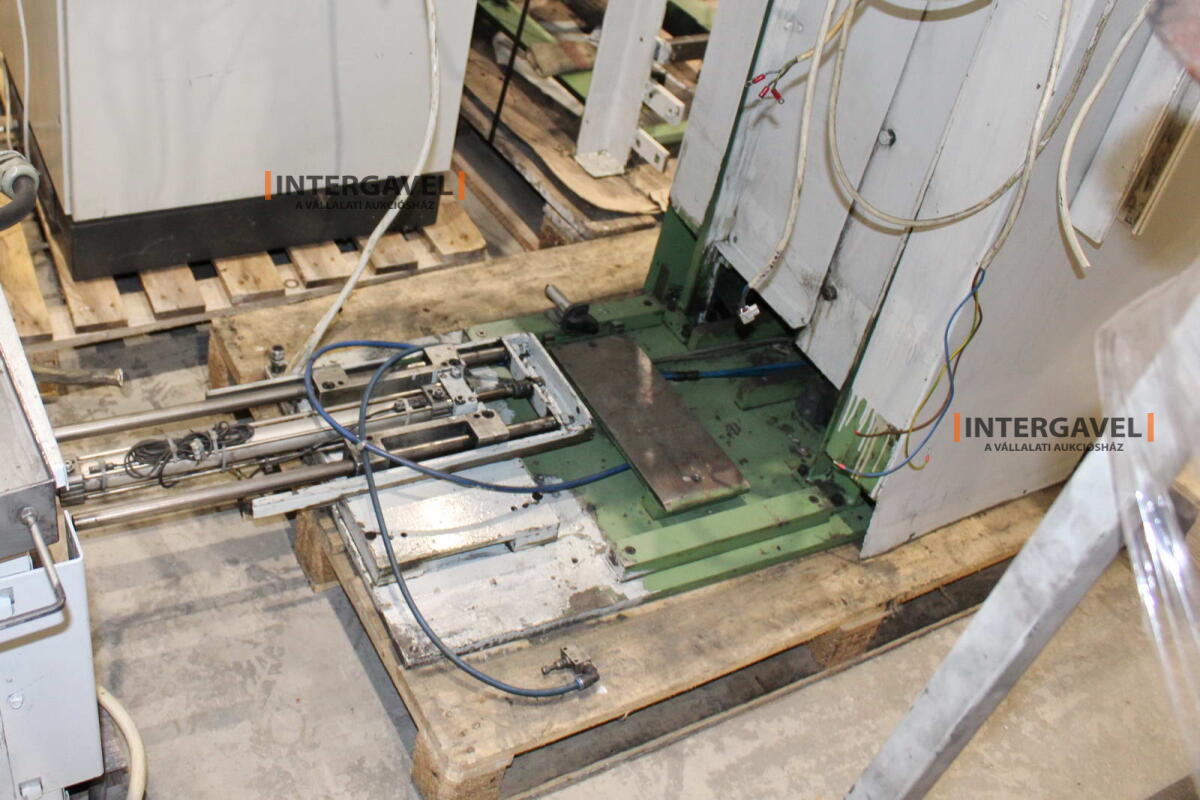 Bontott szerelőszalag elemek 13