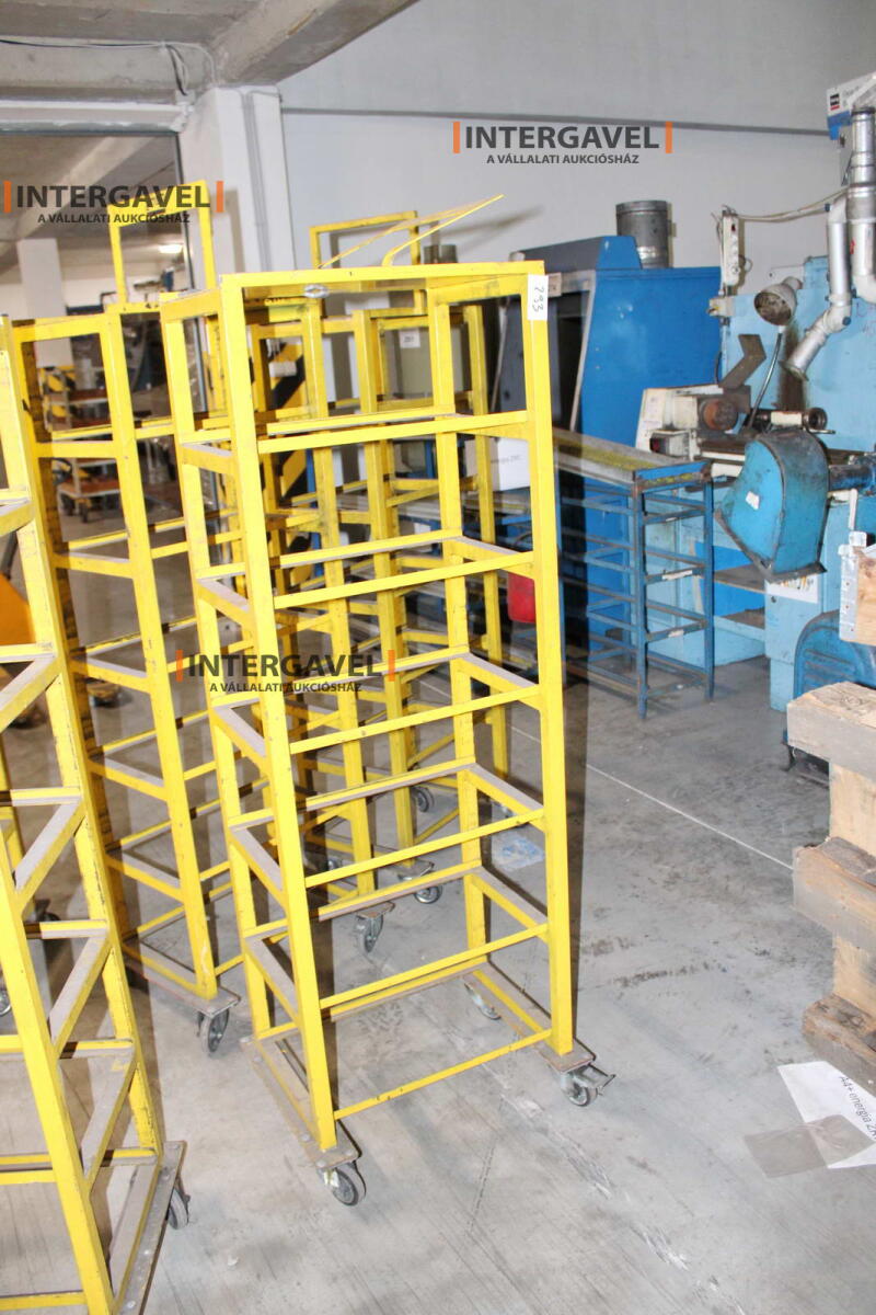 Tároló állvány 11