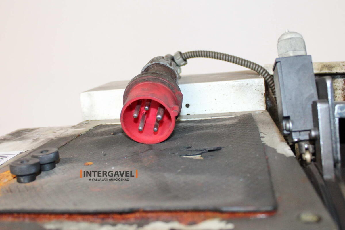 Eszterga - Optimum, TH 3309 19