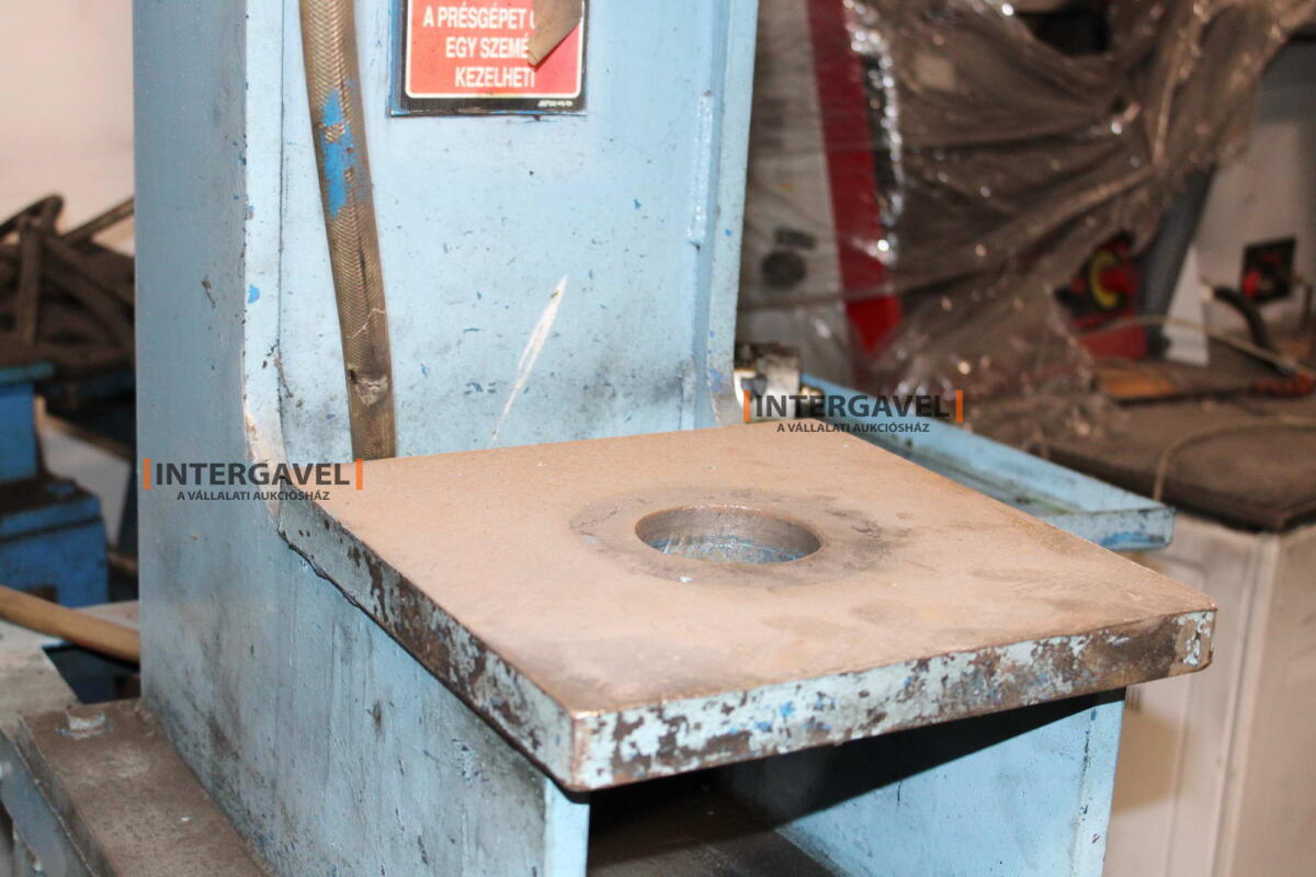 Vegyes présgépek 6