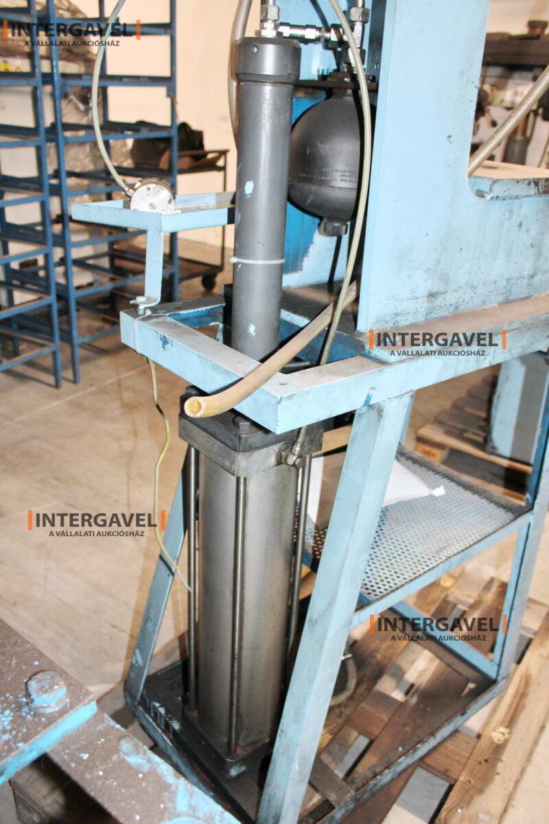 Vegyes présgépek 11