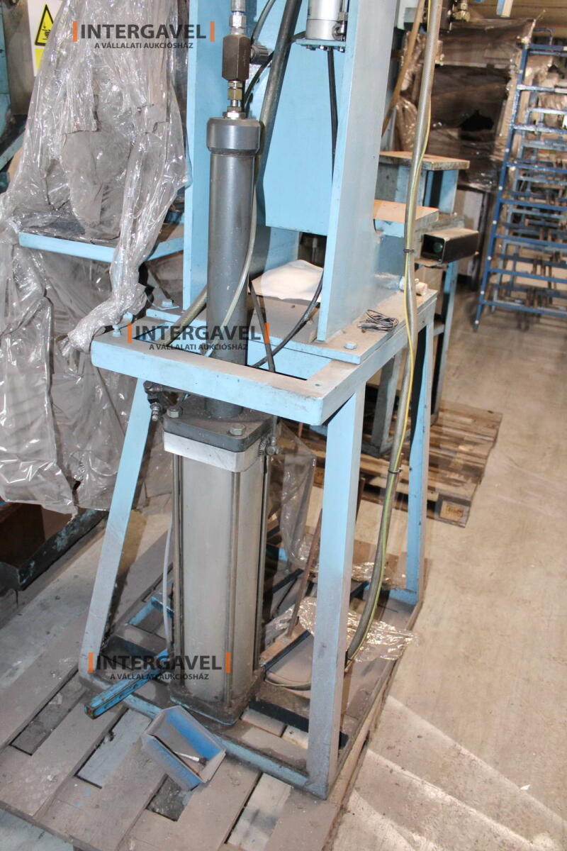 Vegyes présgépek 19