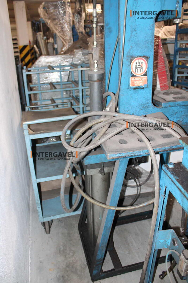 Vegyes présgépek 41