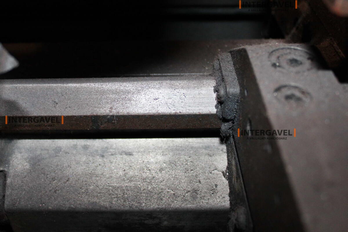 Eszterga - Harrison, M250 9