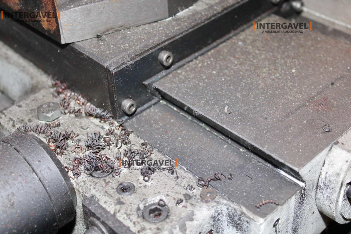 Eszterga - Optimum, TH 4210 8