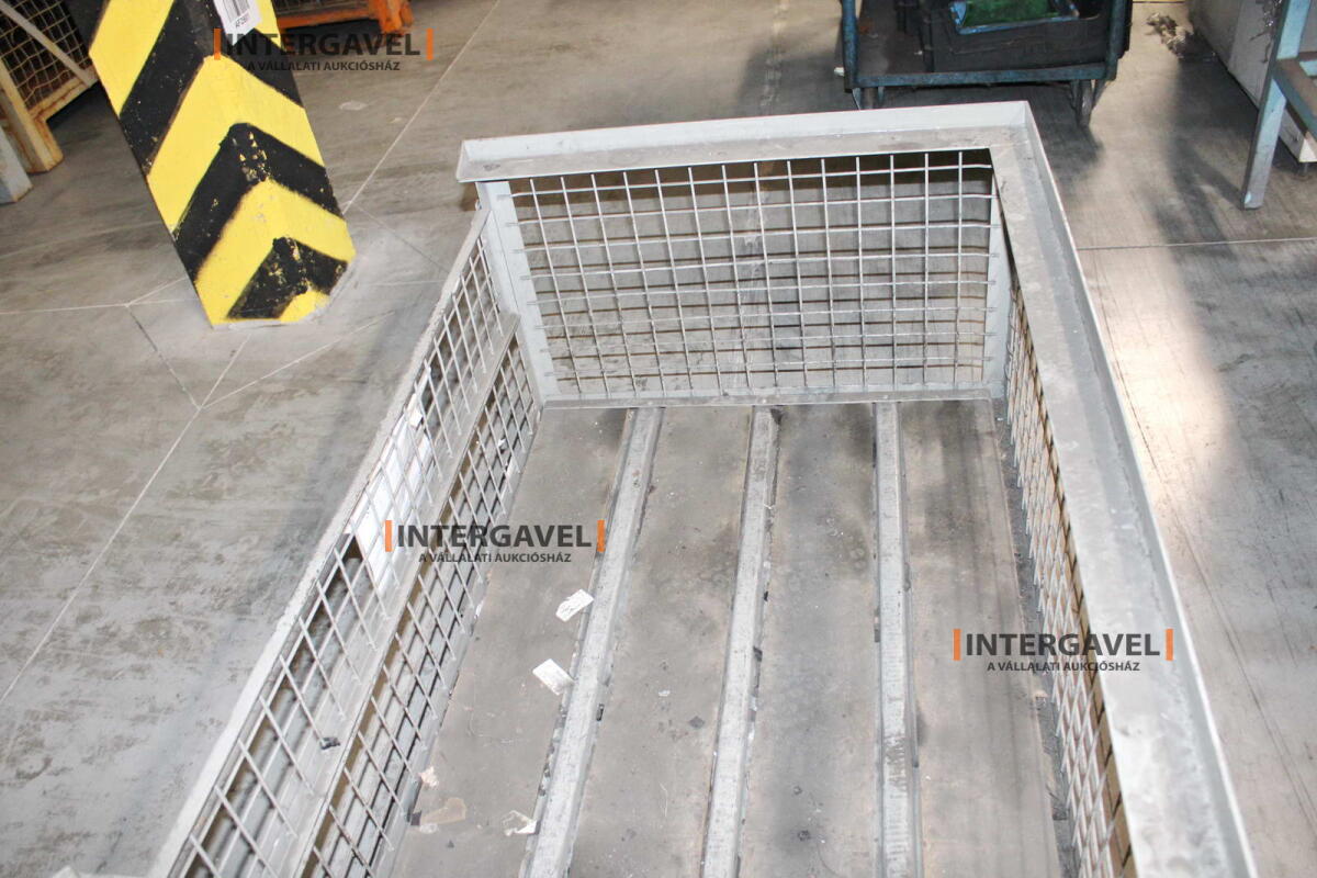 Rácsos konténer 4