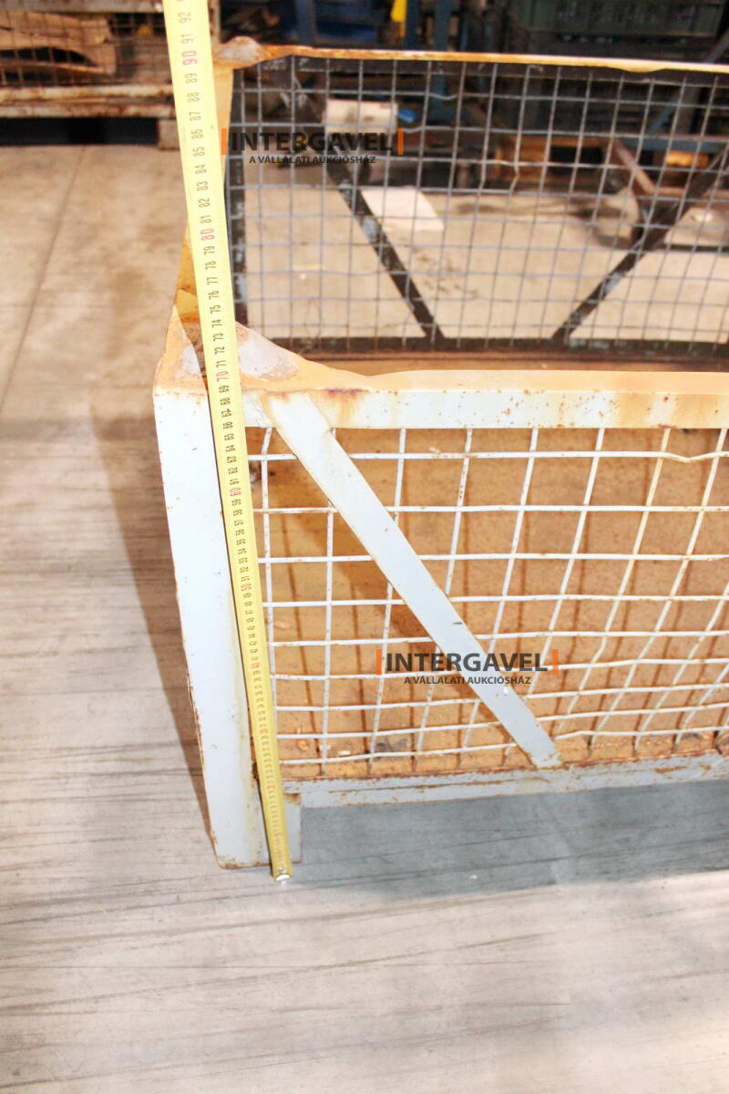 Rácsos konténer 10