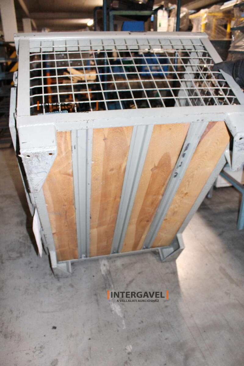 Rácsos konténer 11