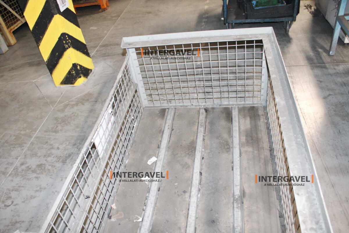 Rácsos konténer 4