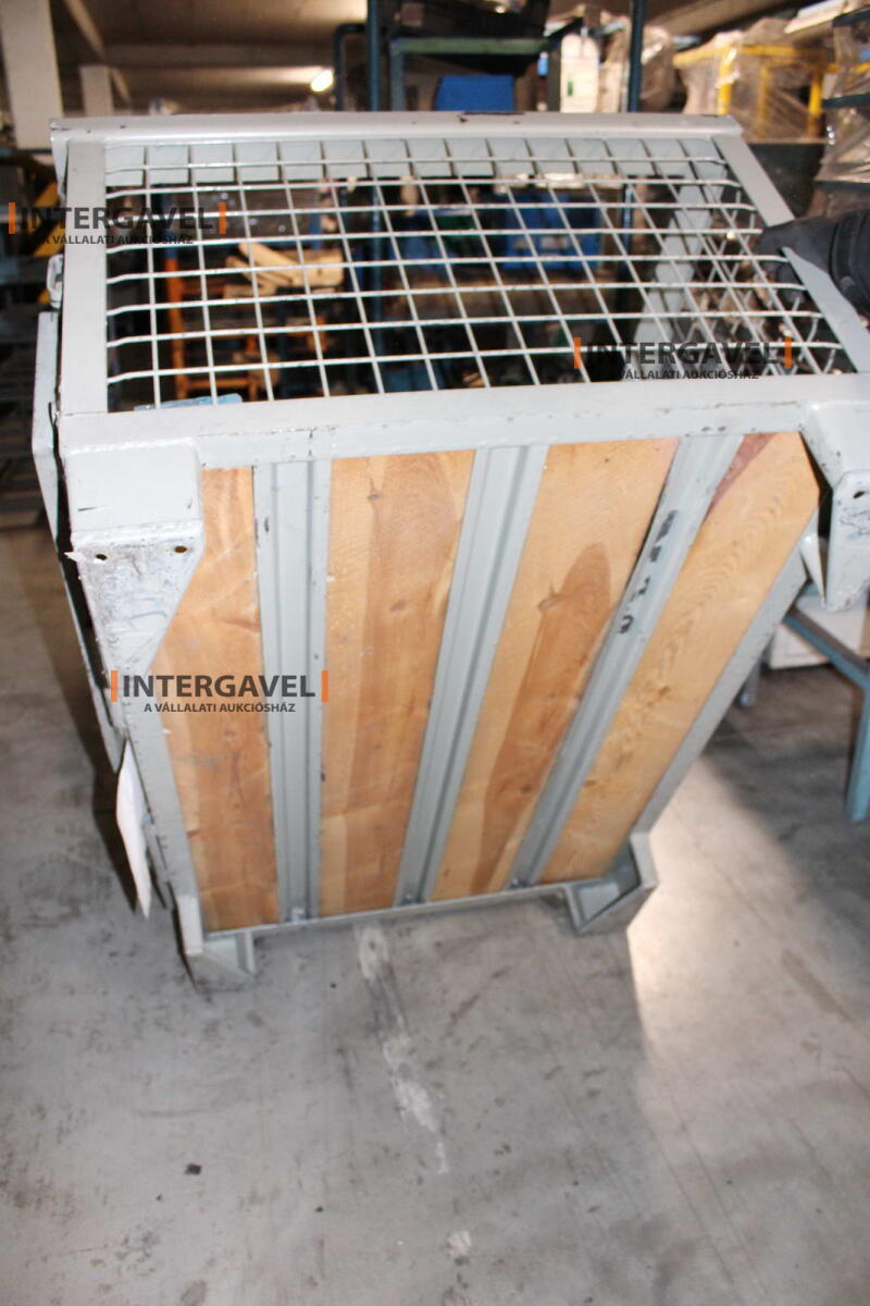 Rácsos konténer 11