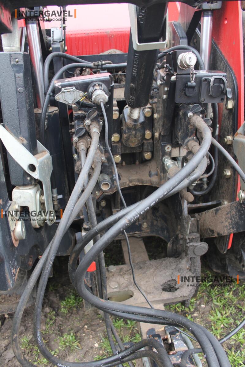 Traktor - Case IH 27