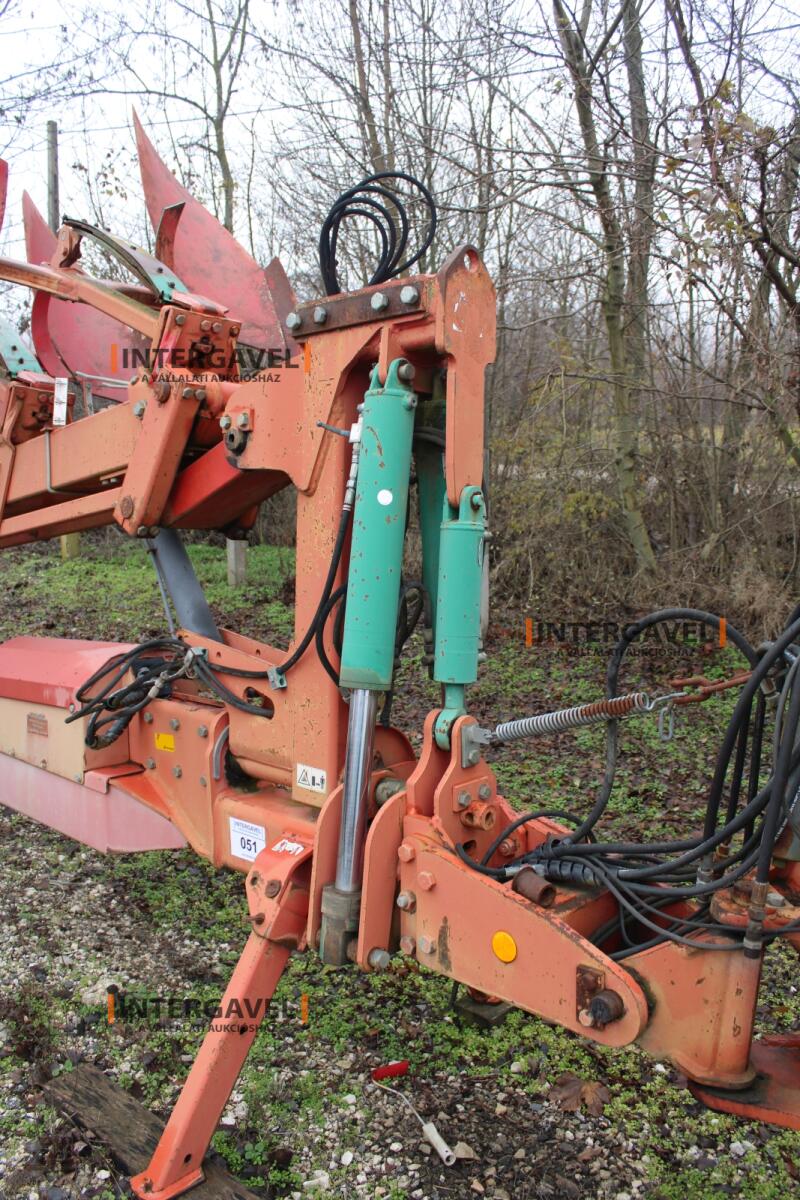 Váltvaforgató eke - Kverneland 20