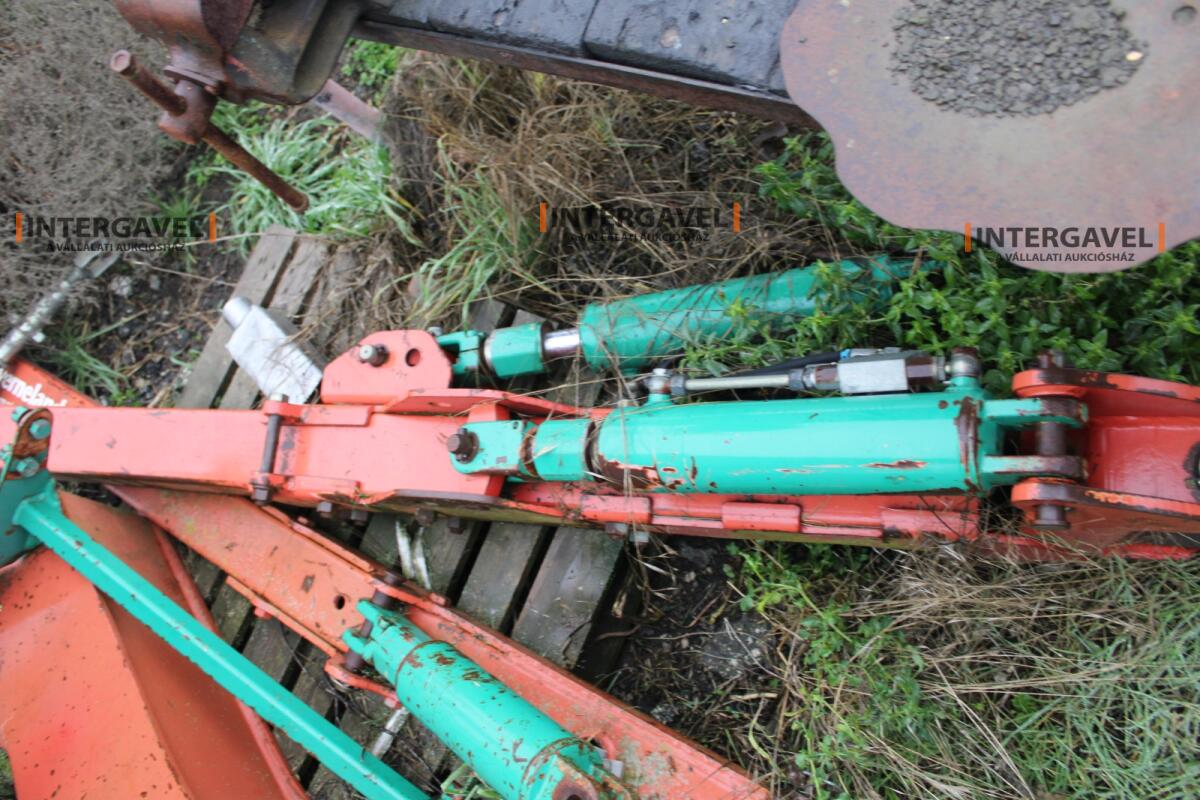 Váltvaforgató eke - Kverneland 41