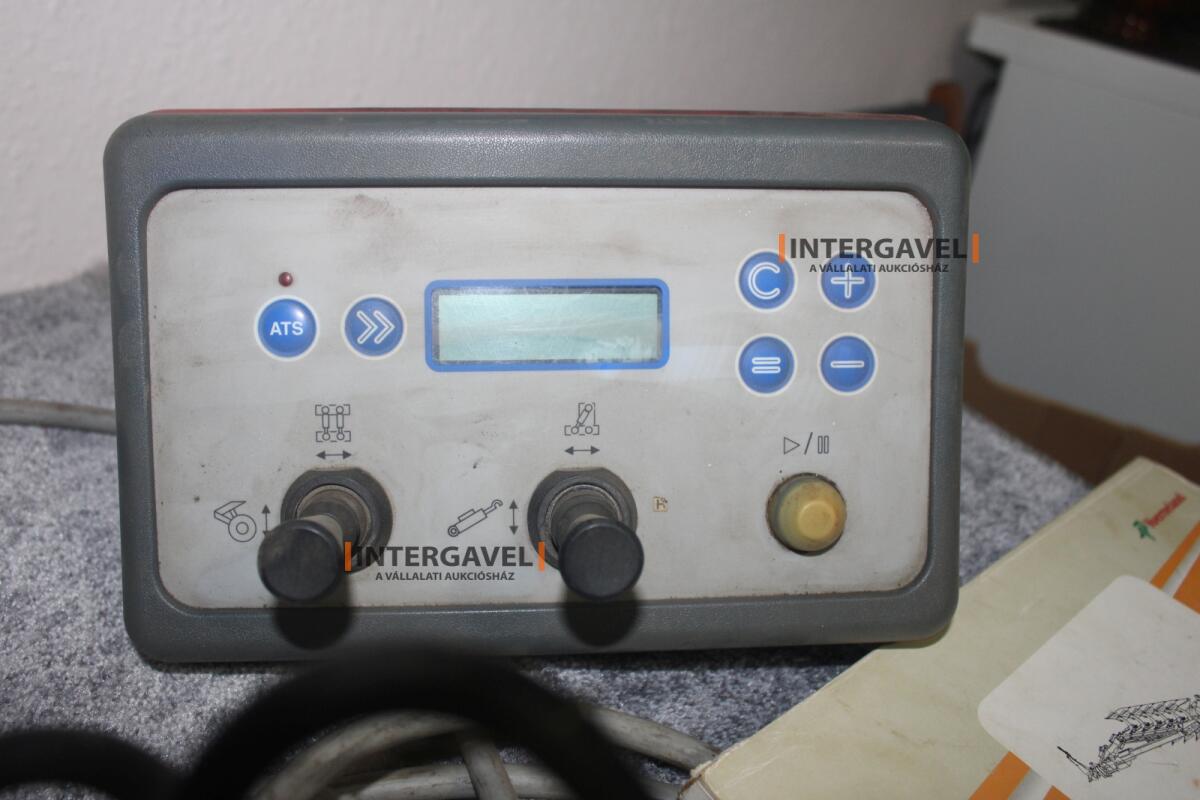 Váltvaforgató eke - Kverneland 45