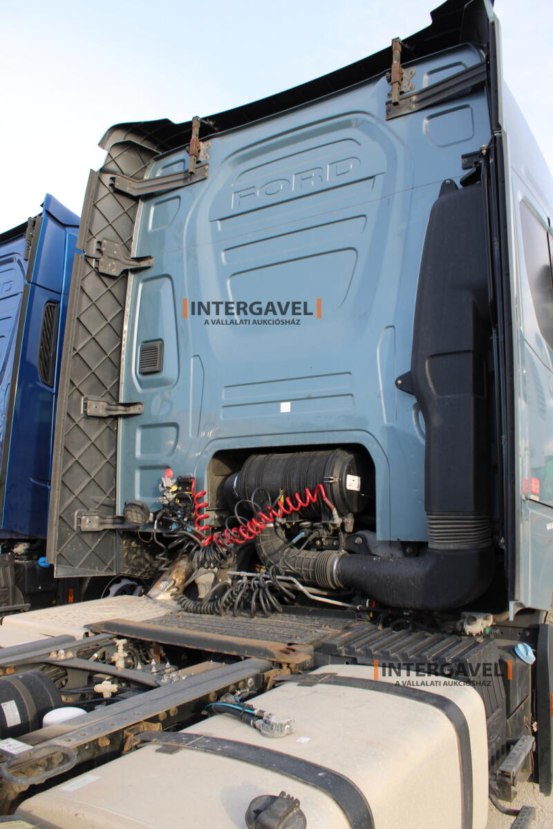 Ford F-Max nyergesvontató 10