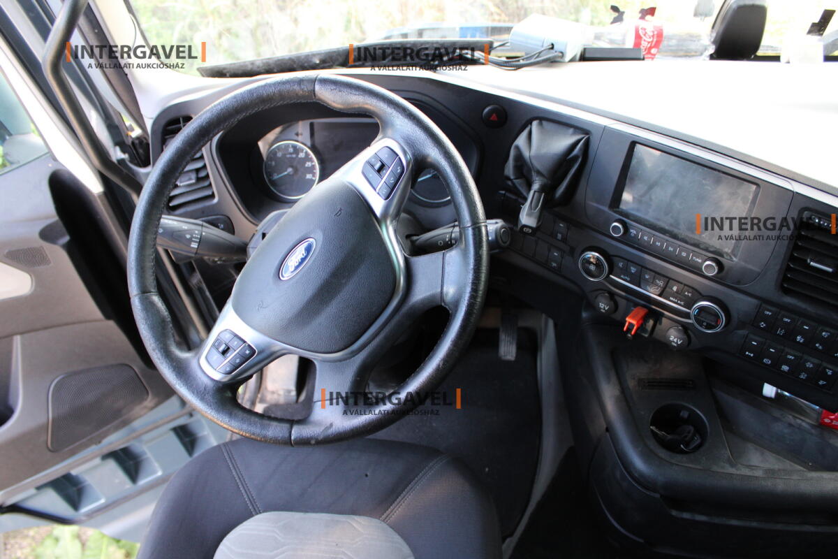 Ford F-Max nyergesvontató 23