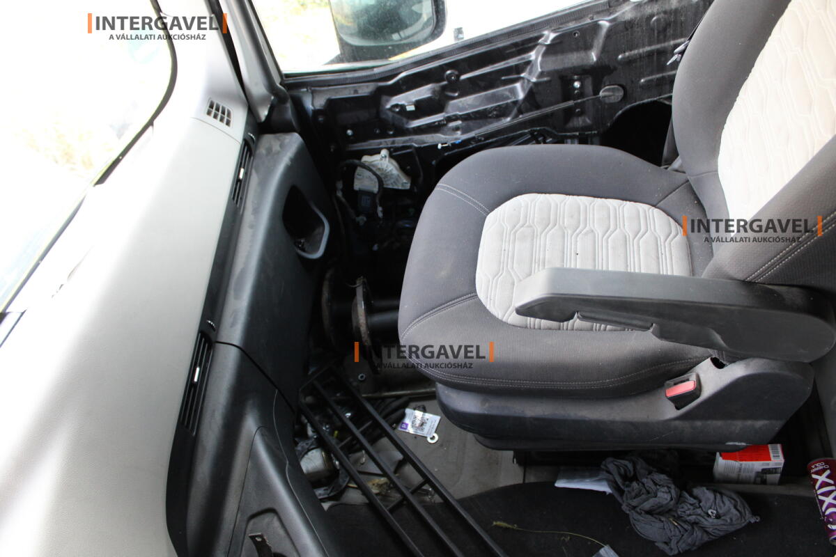 Ford F-Max nyergesvontató 28