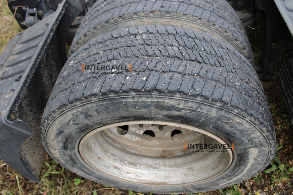 Ford F-Max nyergesvontató 36