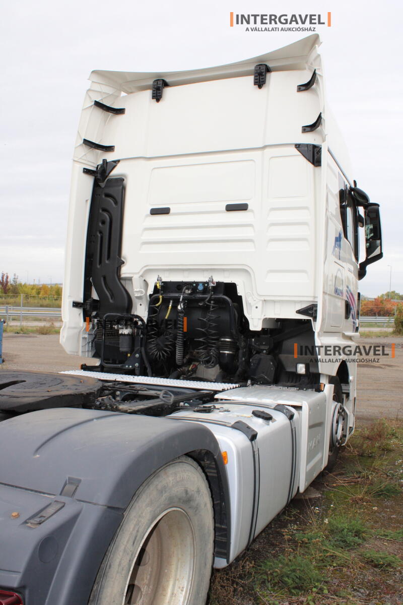 MAN TGX 18.510 nyergesvontató 28
