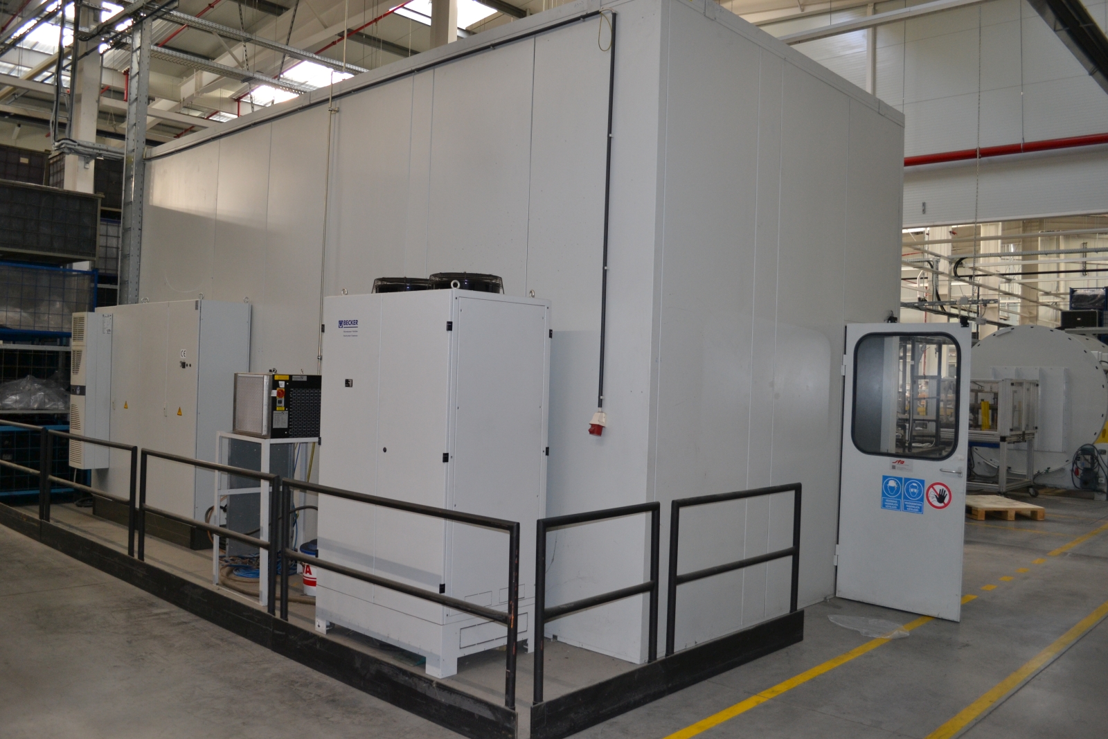 CNC - megmunkáló központ 2