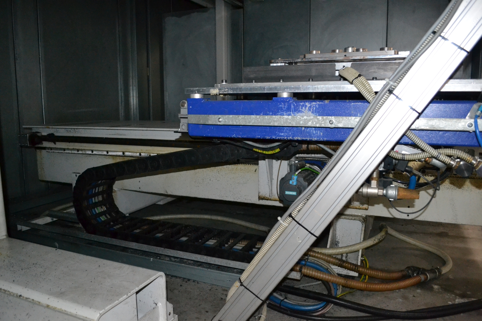 CNC - megmunkáló központ 14