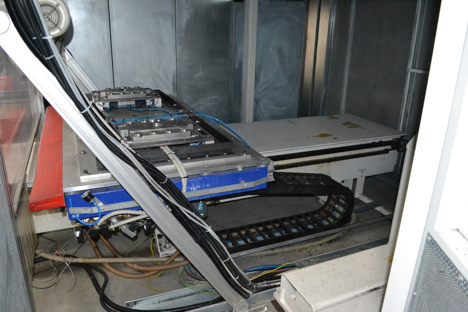 CNC - megmunkáló központ 22