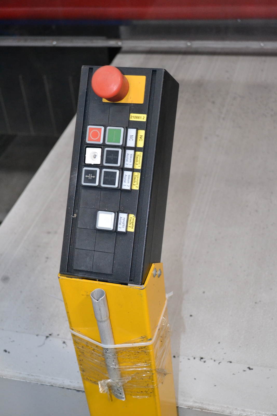 CNC - megmunkáló központ 26