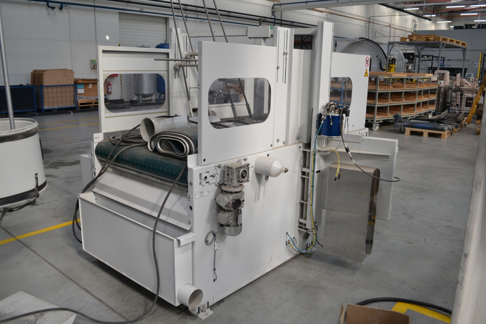 Horizontális szalagfűrész 6