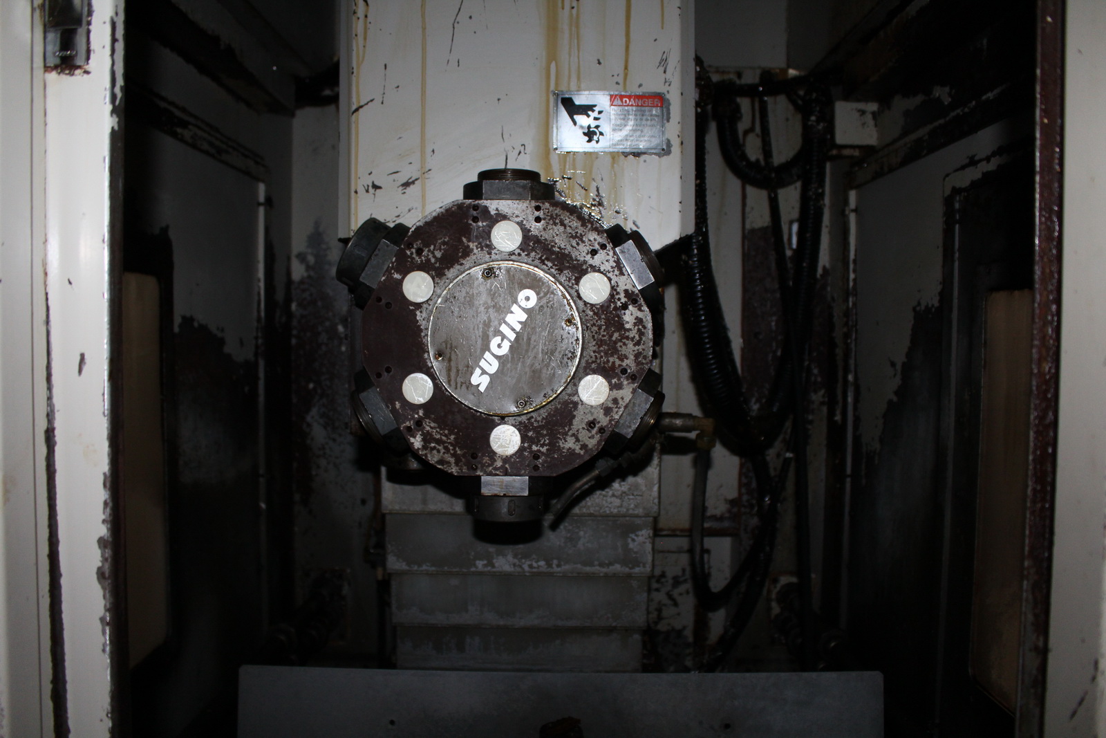 Megmunkáló központ 5