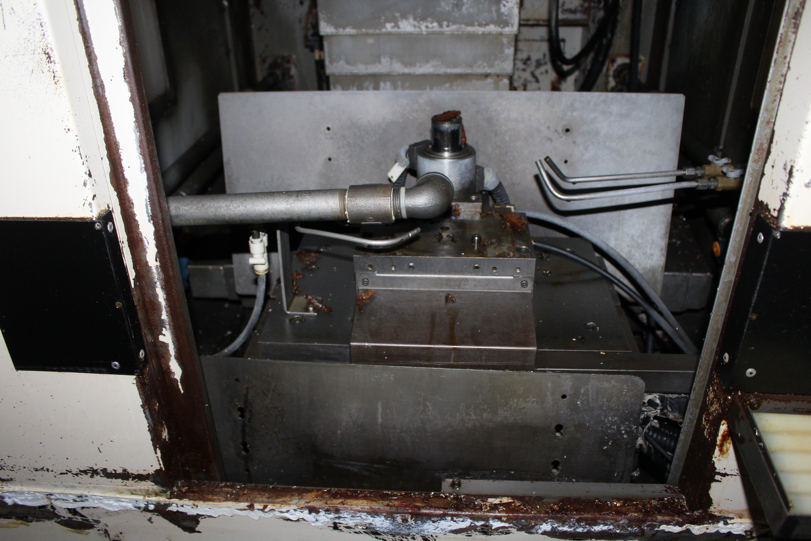 Megmunkáló központ 6