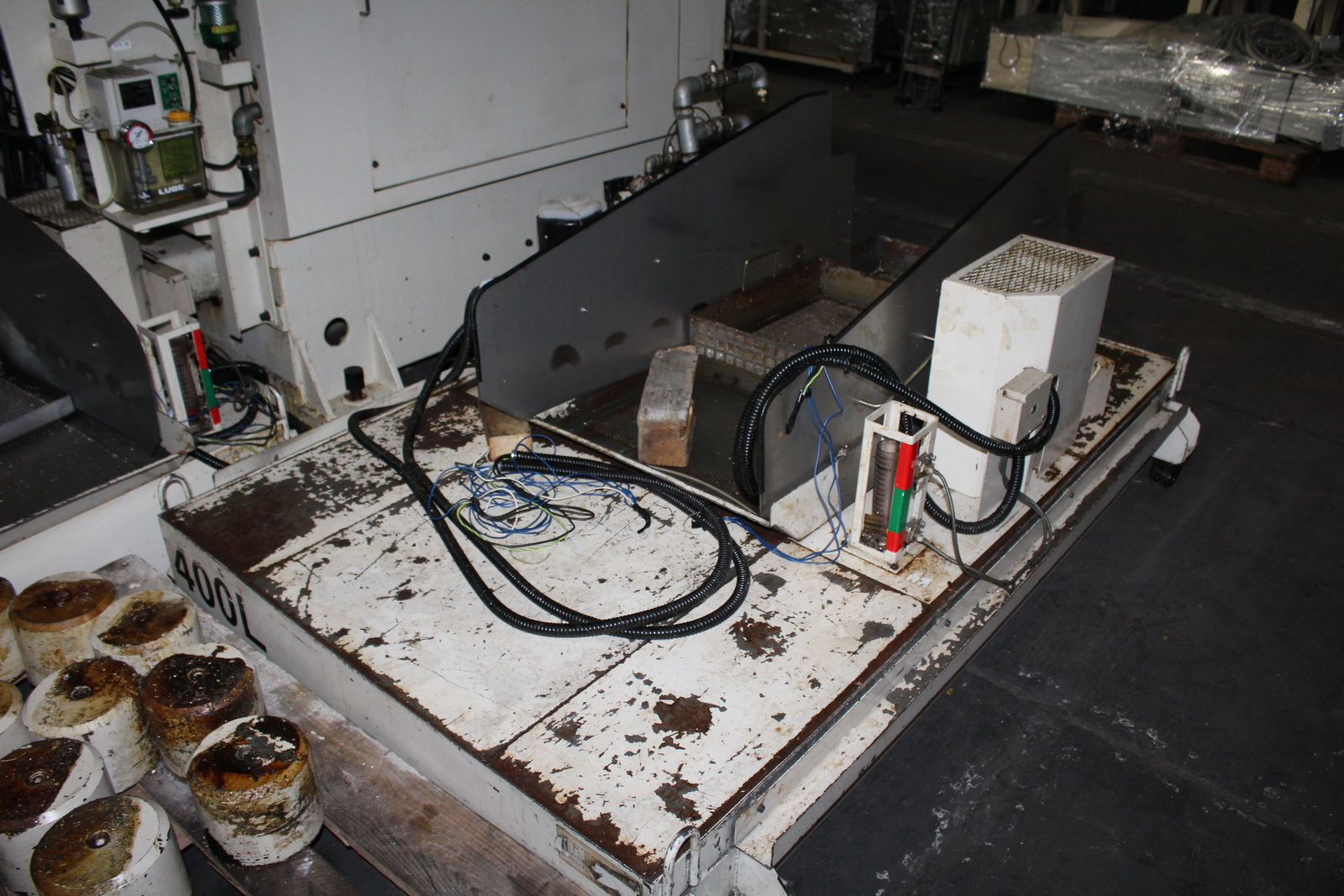 Megmunkáló központ 14