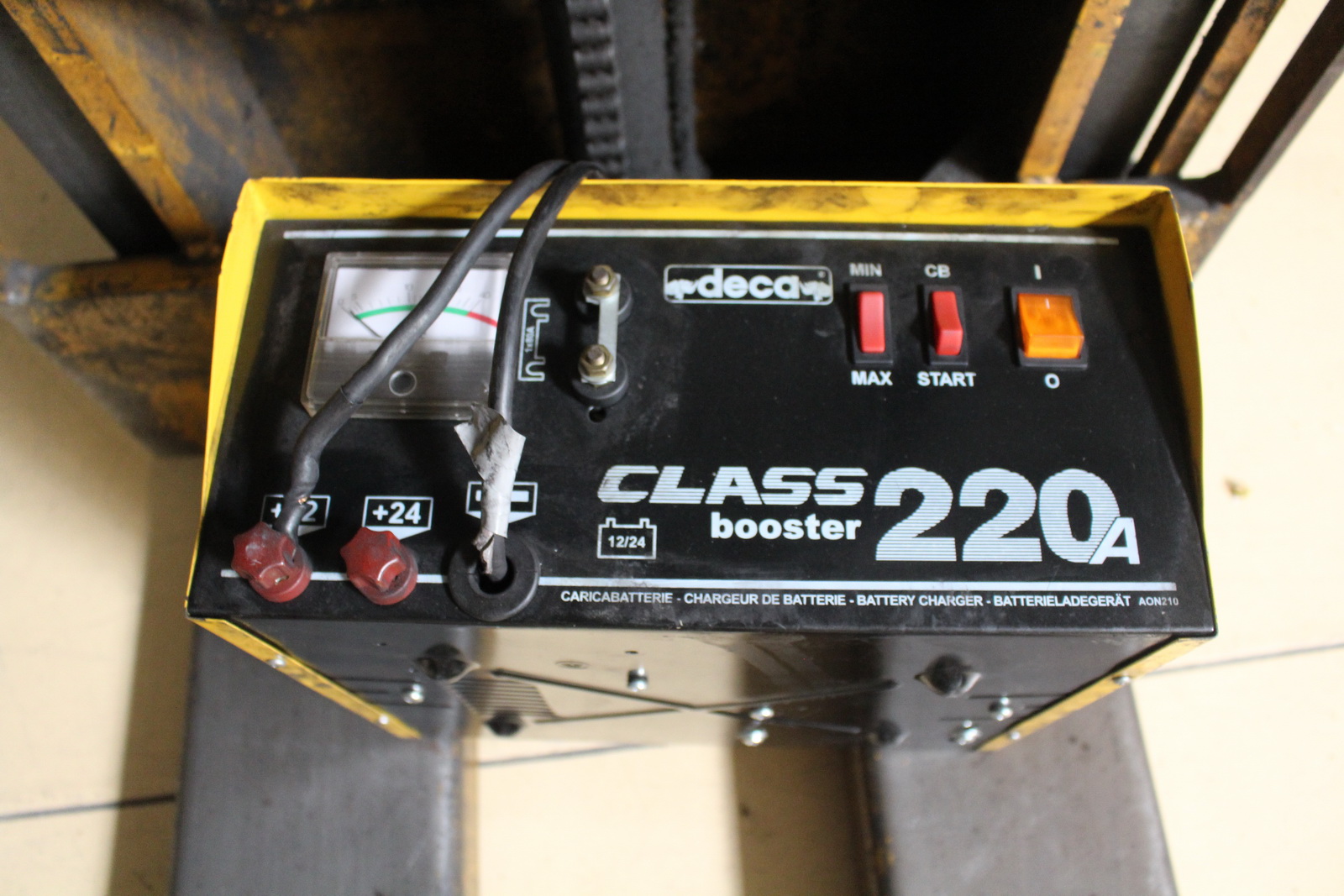 Gyalogkíséretű targonca 5