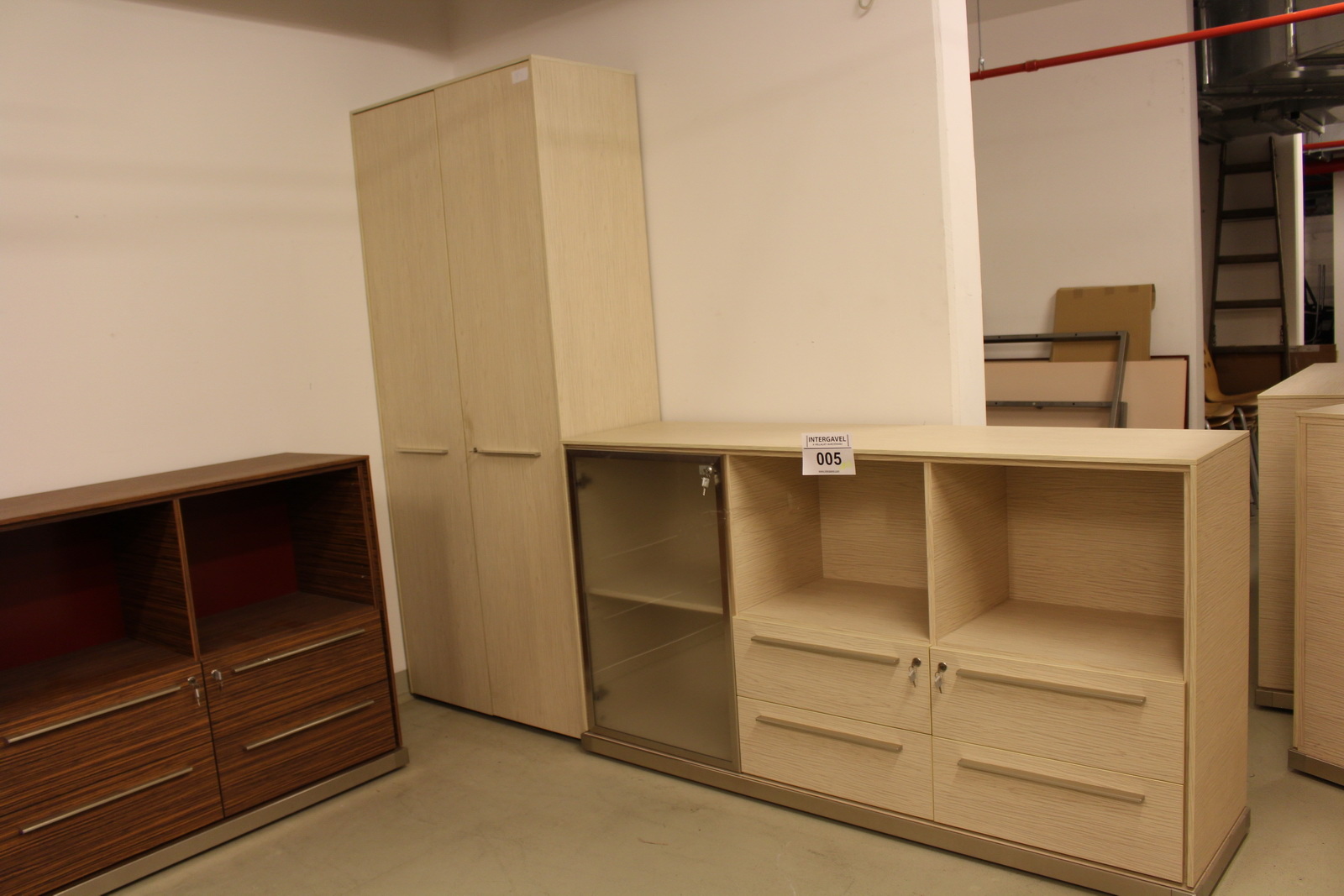 Commode and wardrobe