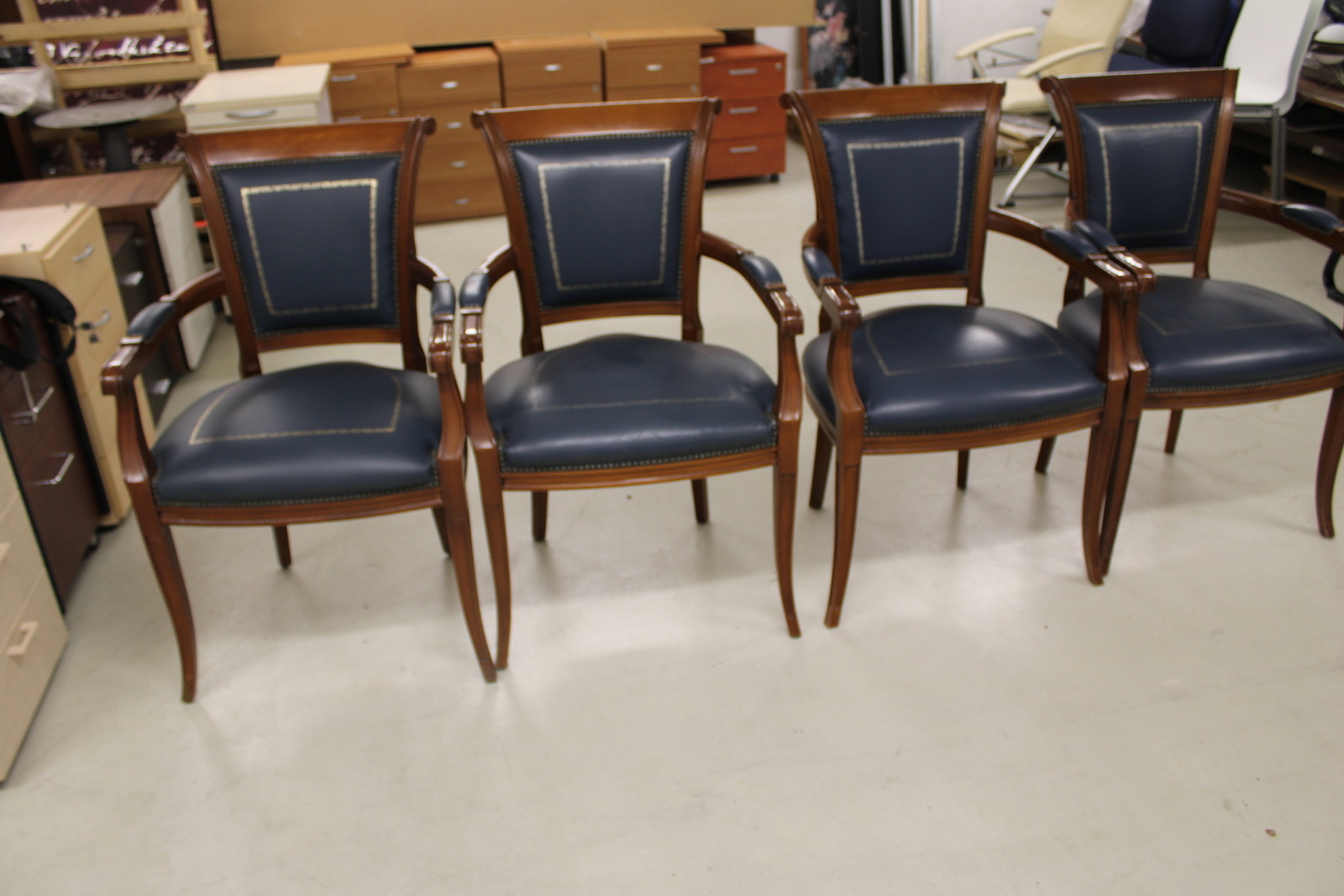 Conference chair (blue)