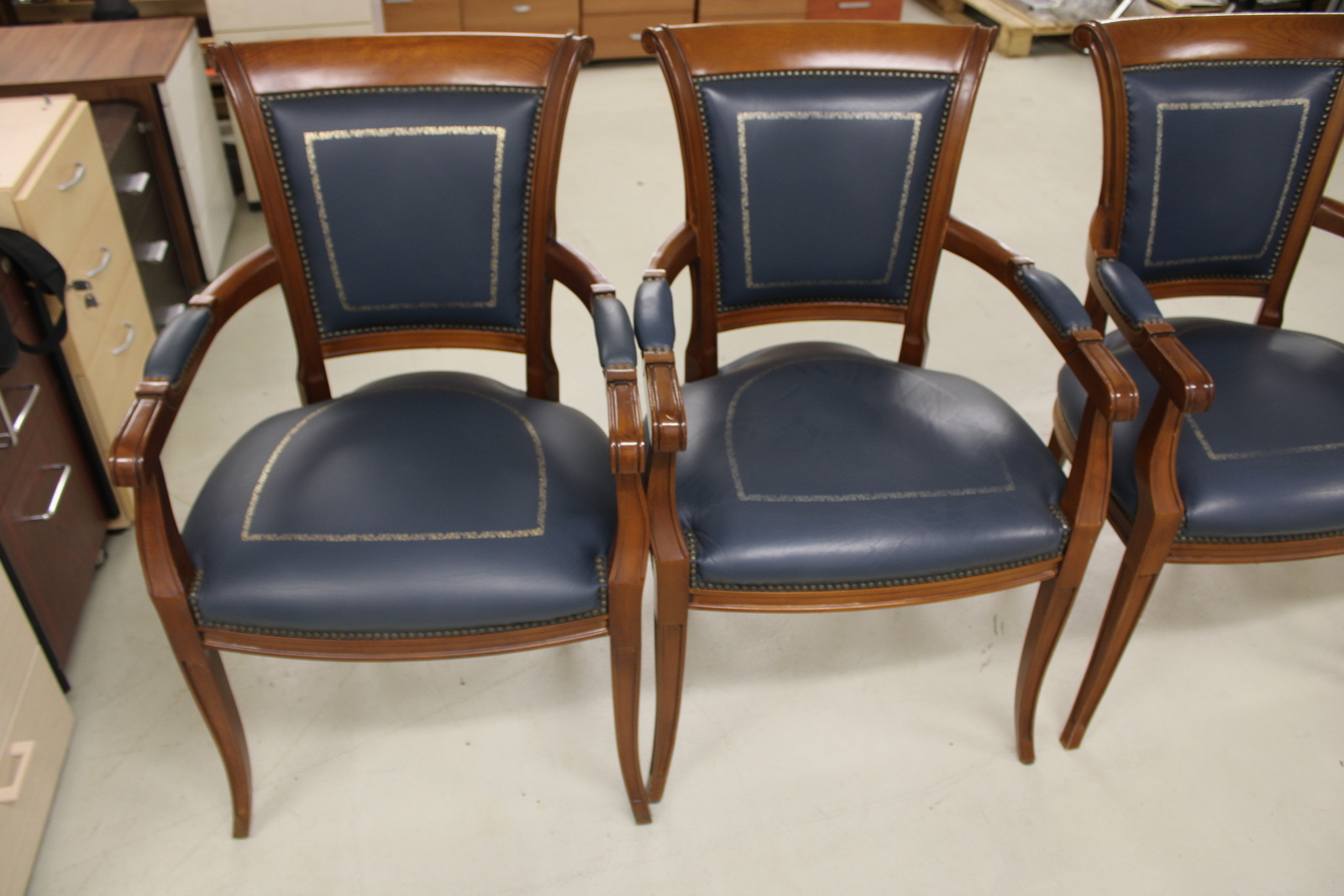 Conference chair (blue) 5