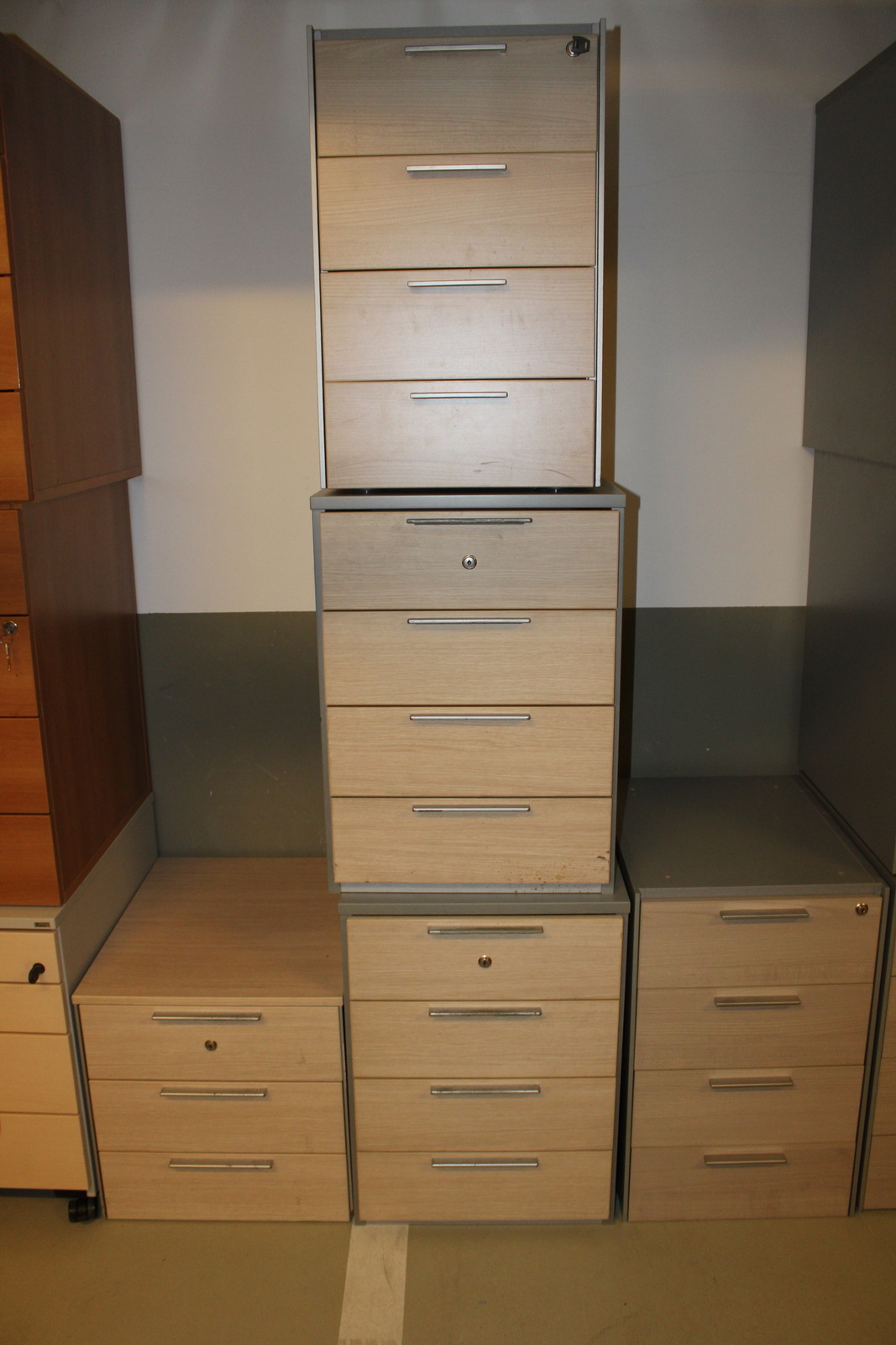 Container (maple) 16