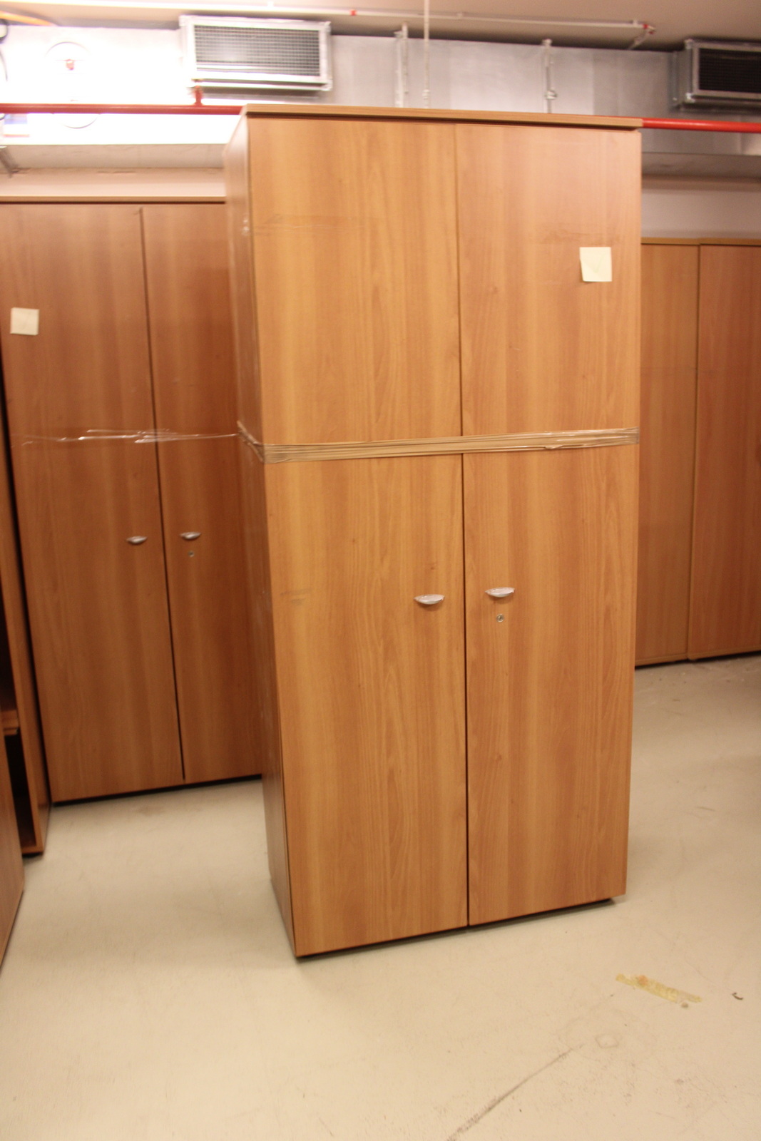 Shelves and cabinets (cherry) 11