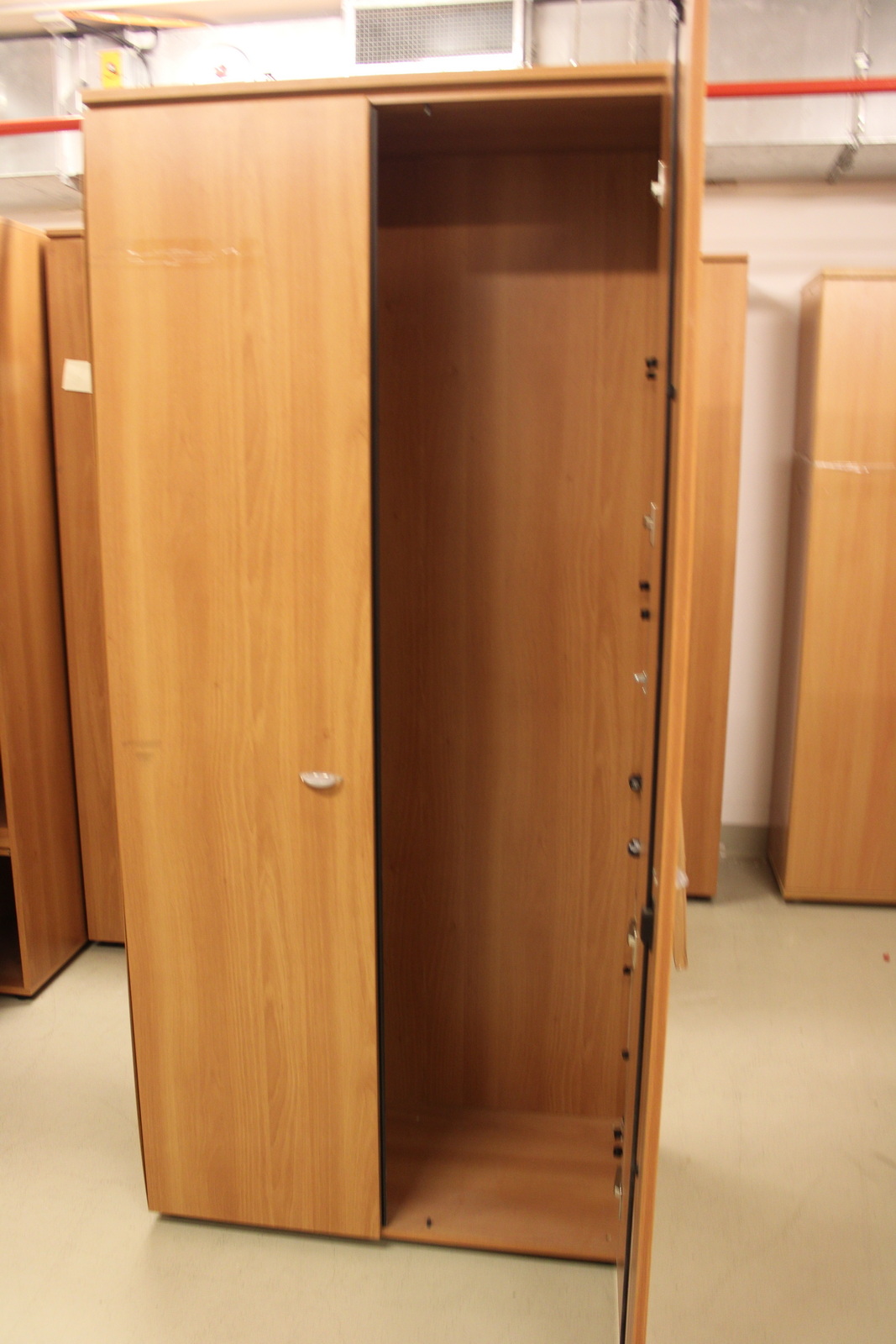 Shelves and cabinets (cherry) 12