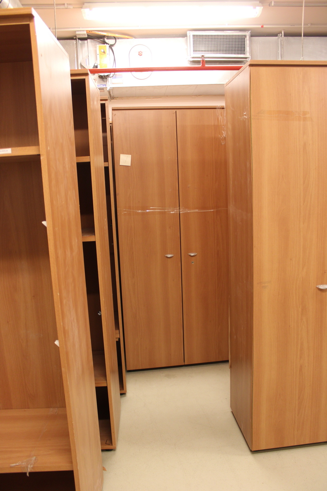 Shelves and cabinets (cherry) 13