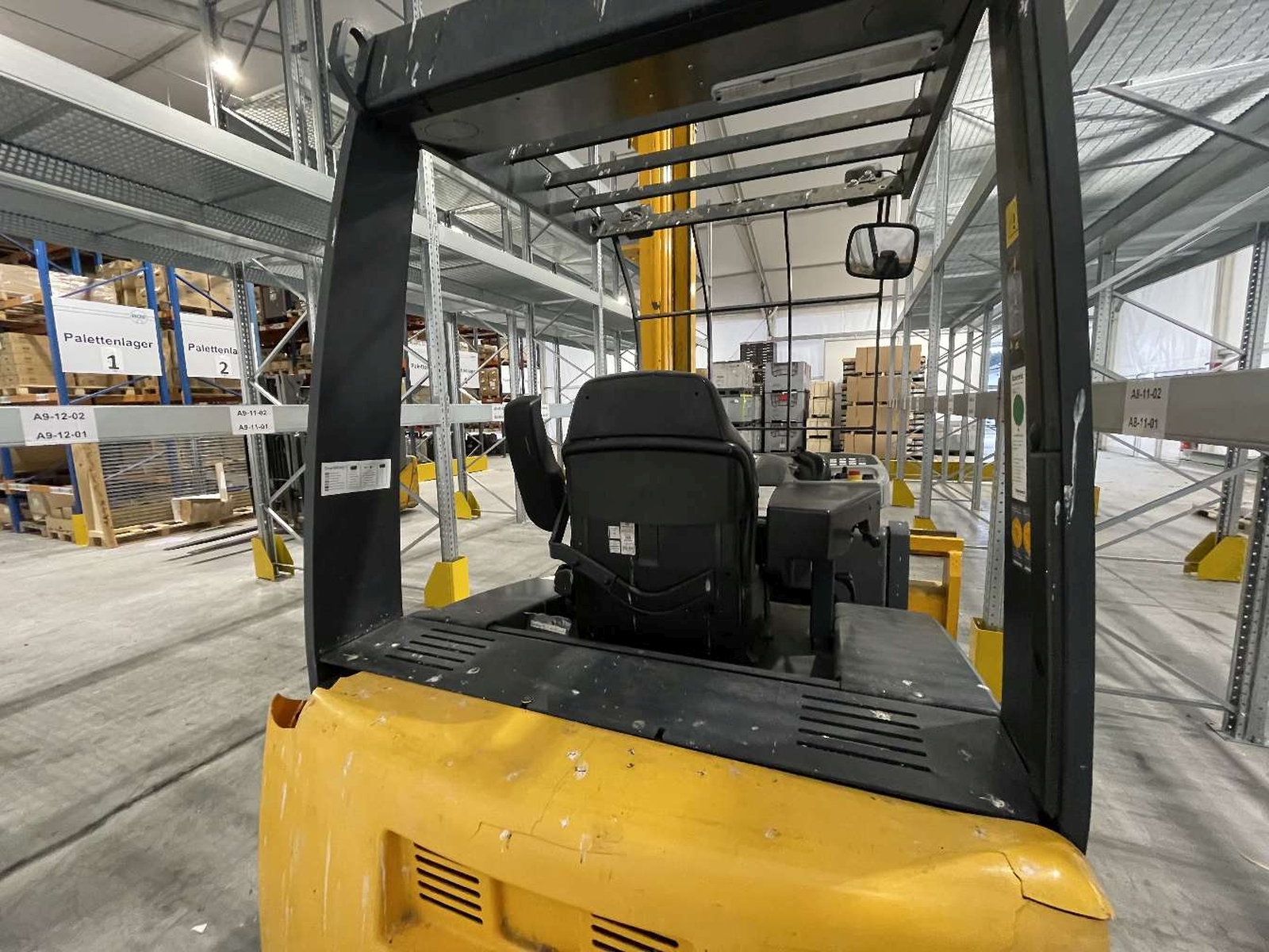 Elforgatható tornyú Jungheirich targonca 14