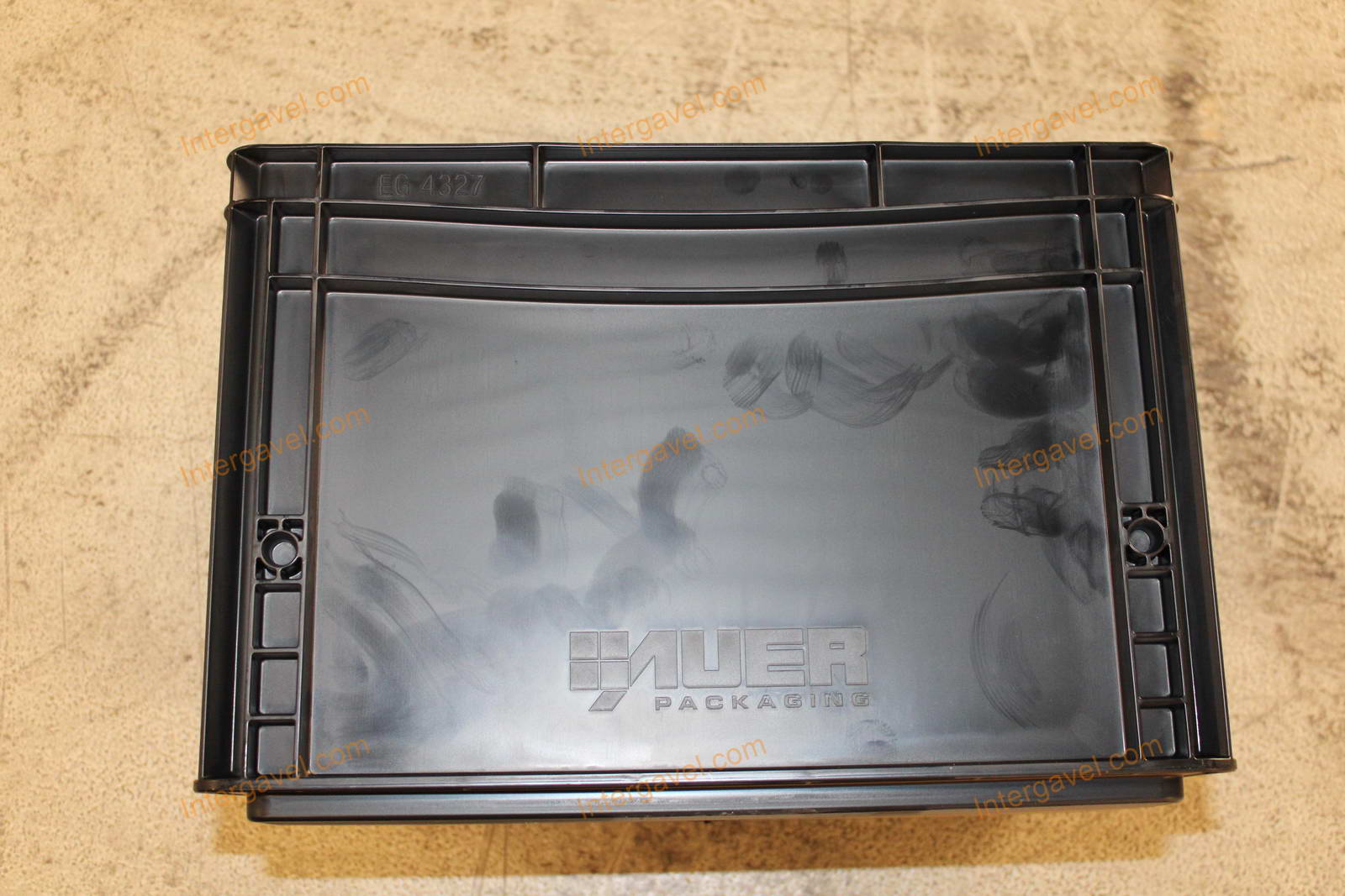 Műanyag láda - 400x300-270 6