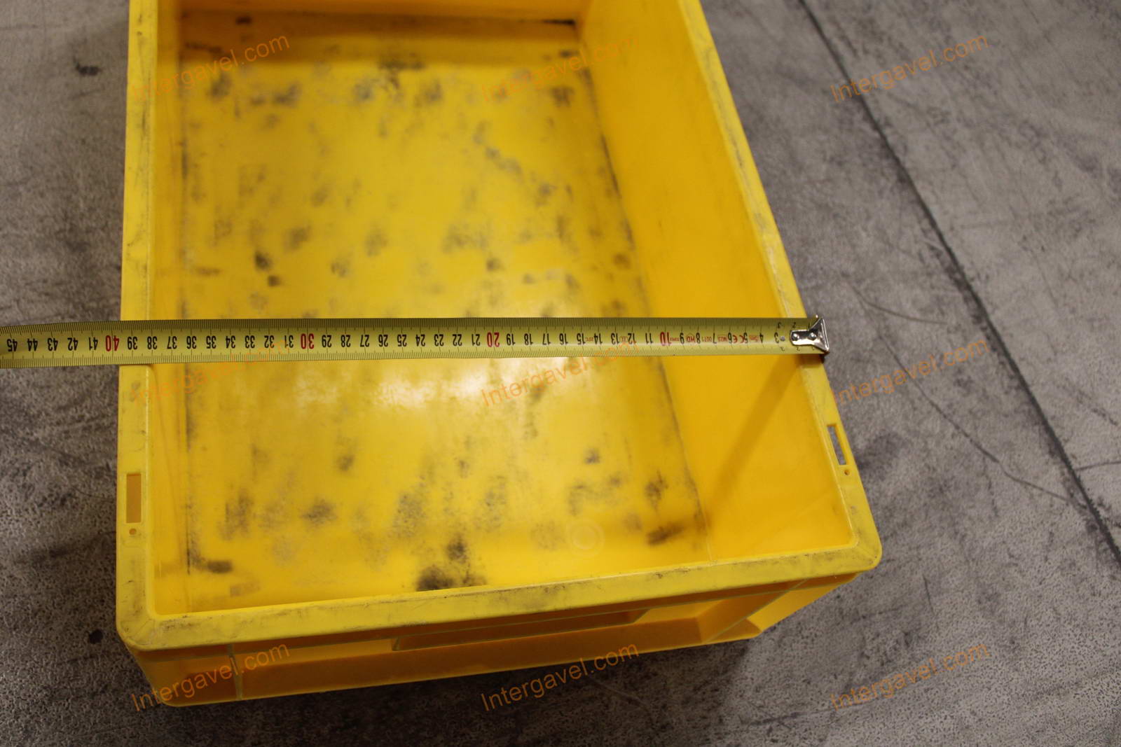 Műanyag láda - 600x400-170 10