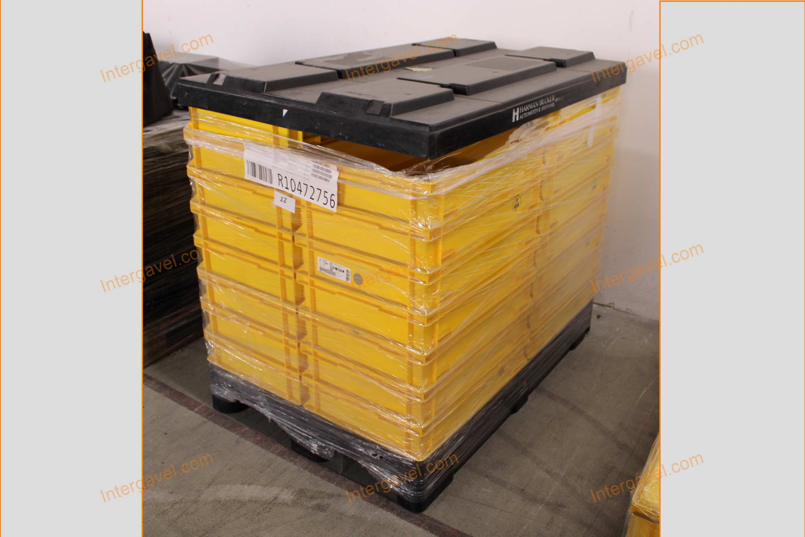 Műanyag láda - 600x400-120 2