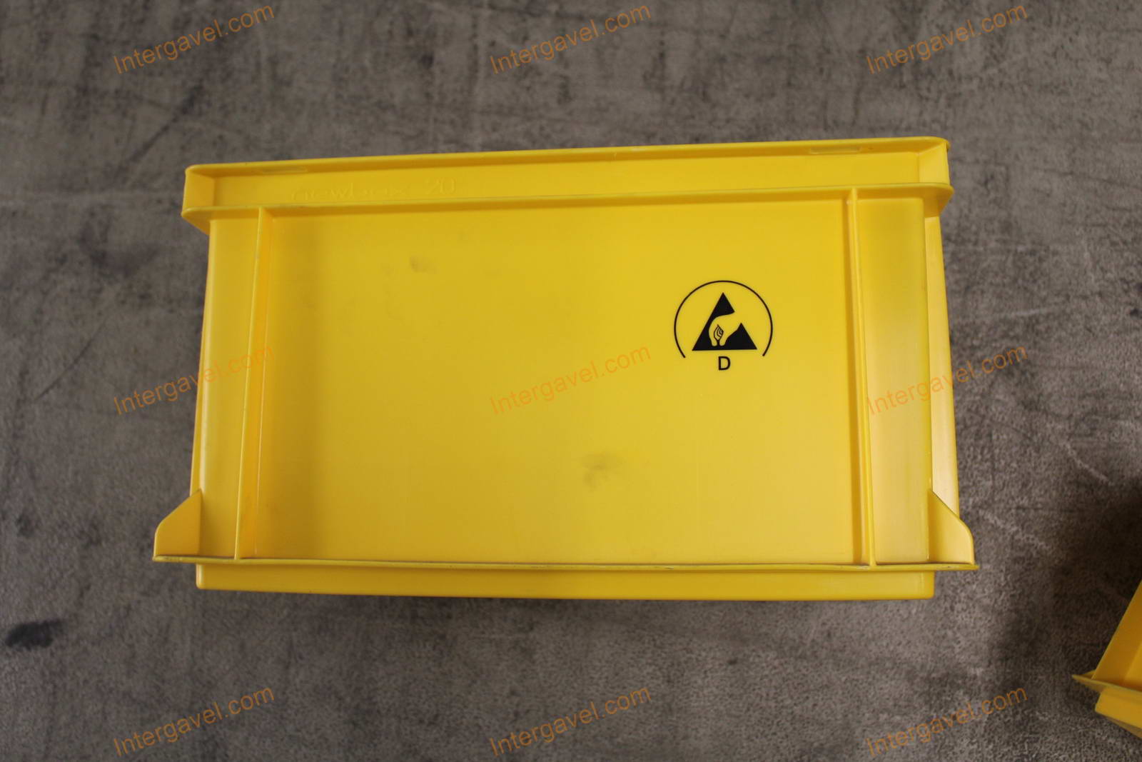 Vegyes műanyag ládák 16