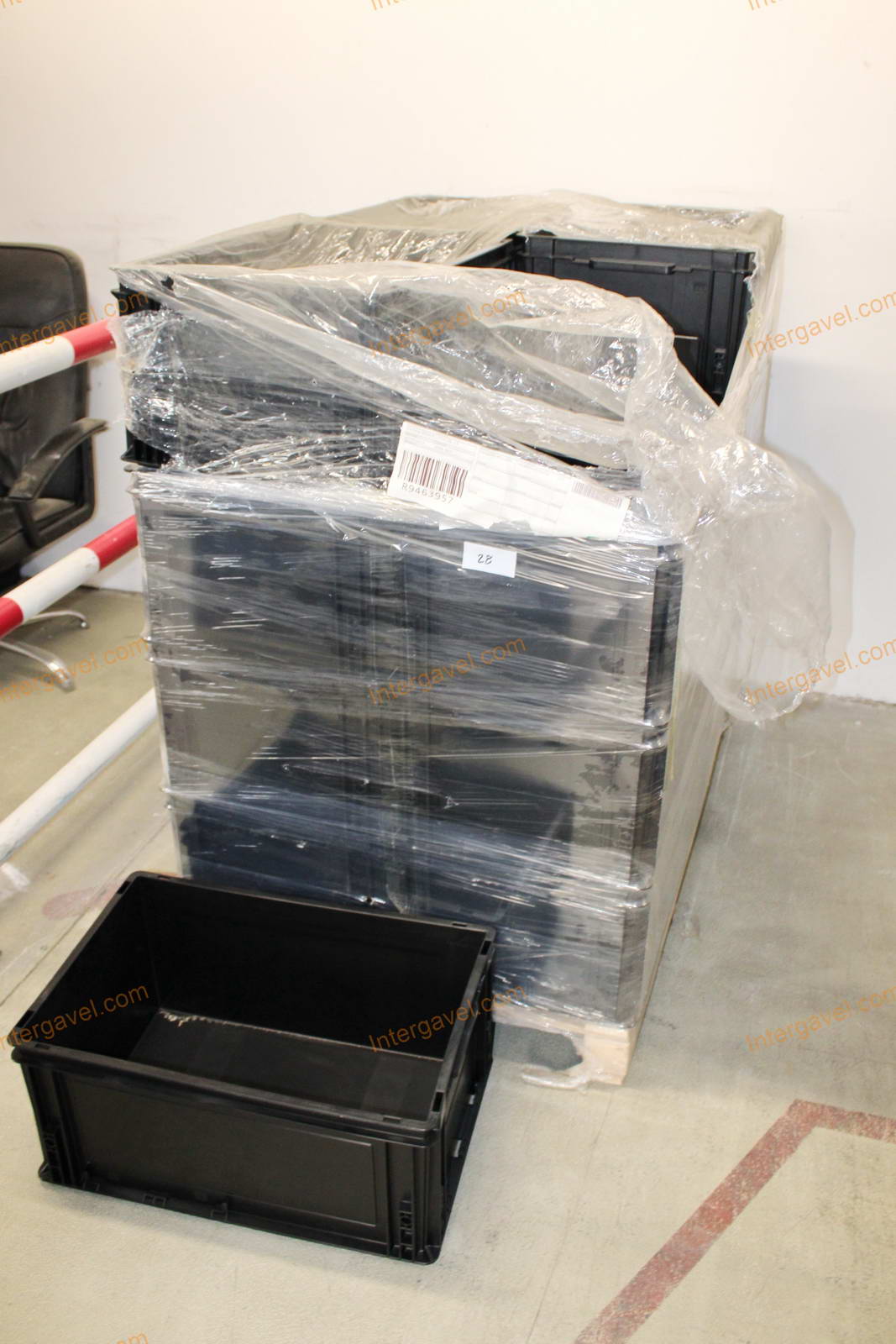 Műanyag láda - 600x400-280 2