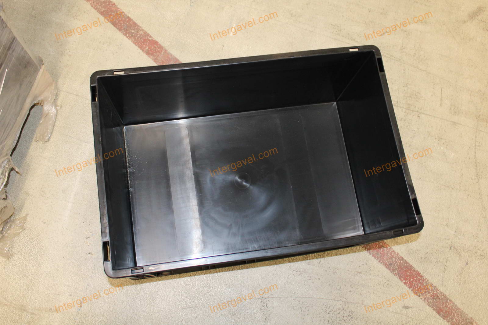 Műanyag láda - 600x400-280 3