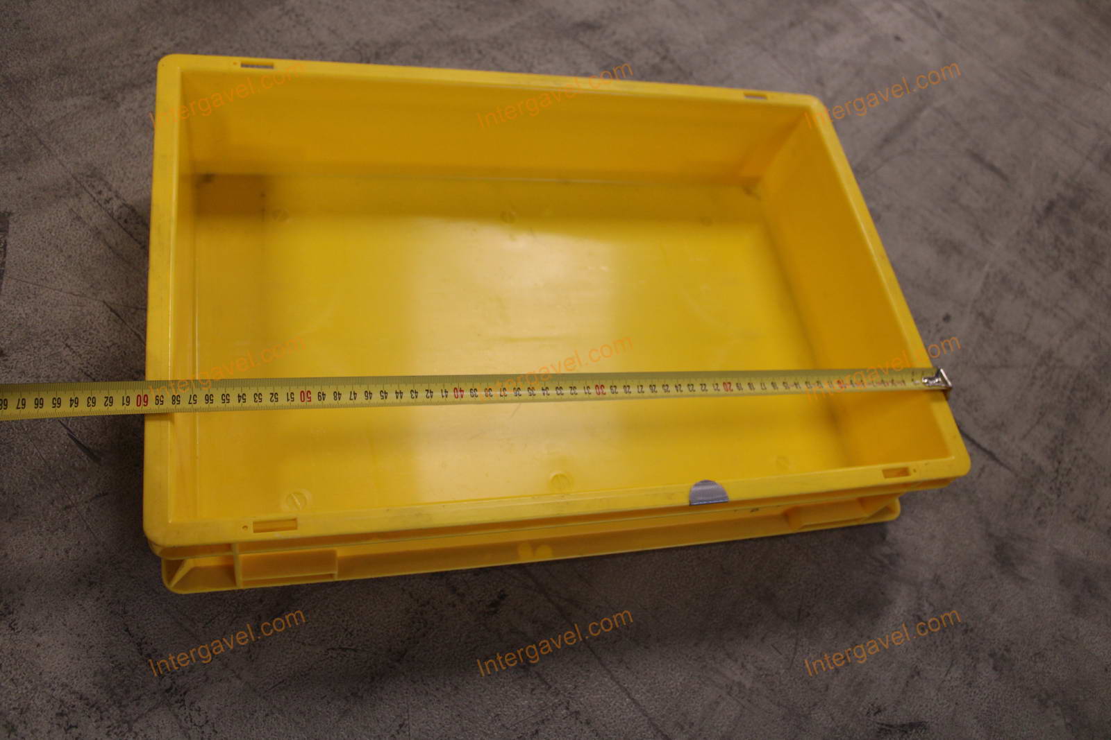 Műanyag láda - 600x400-120 9