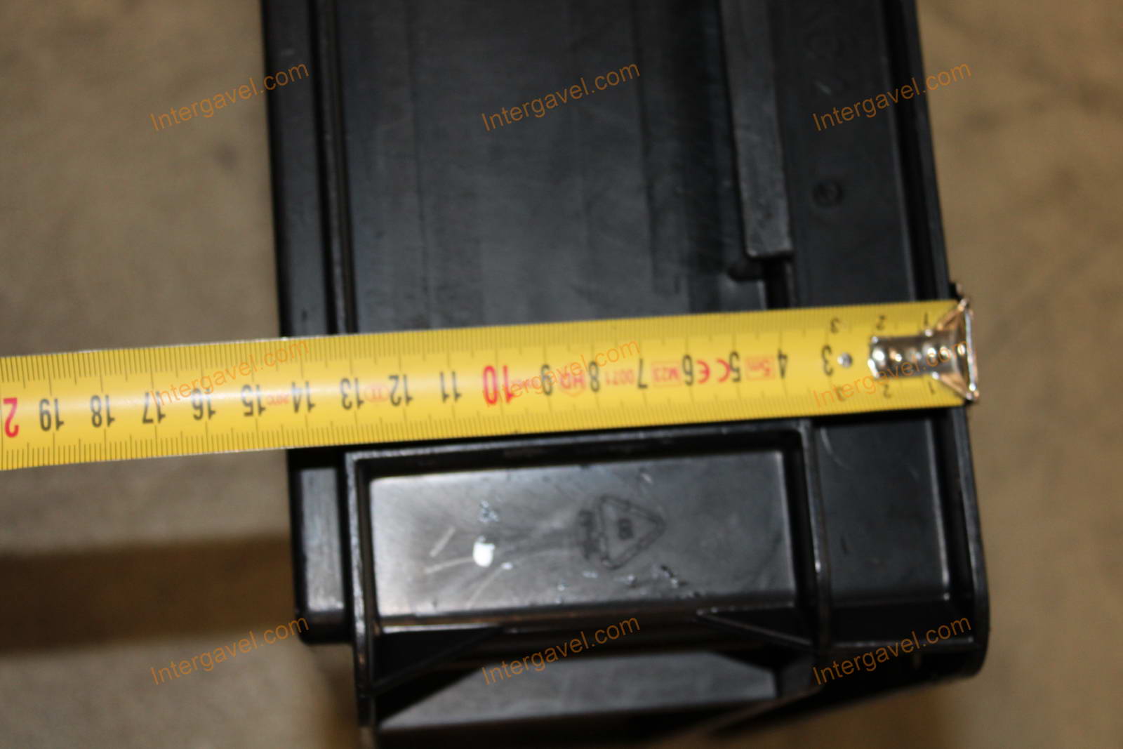 Műanyag láda - 400x300-145 12